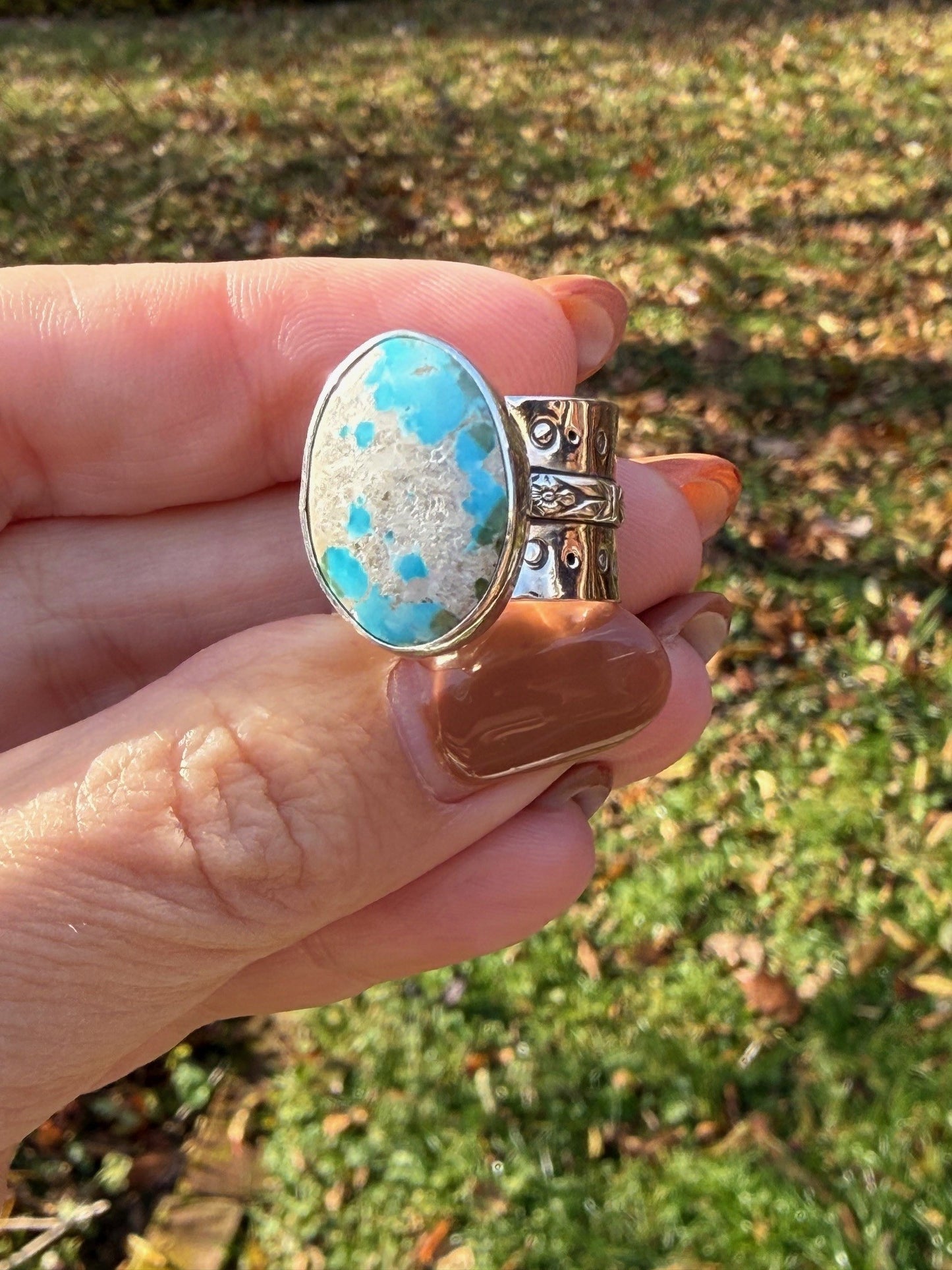 Sonoran Gold Turquoise Ring with Flower Band (Size 7.5)