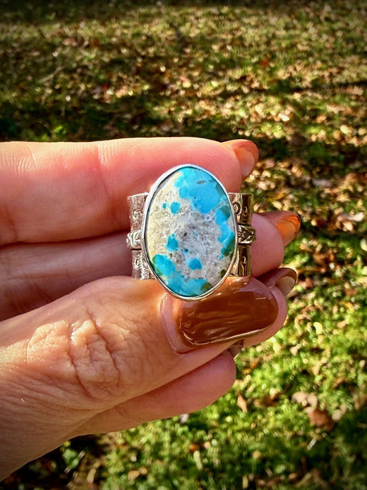 Sonoran Gold Turquoise Ring with Flower Band (Size 7.5)